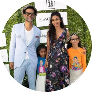 Amoura Luna photograph