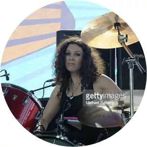 Amy Cesari - Drummer