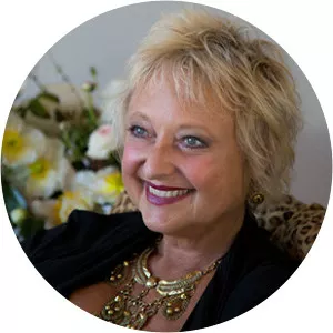 Amy Holland - American singer