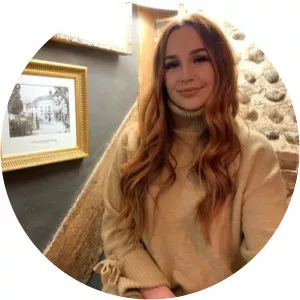 Amy Weller photograph