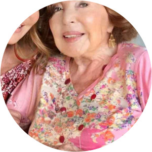 Ana María Obregón Navarro