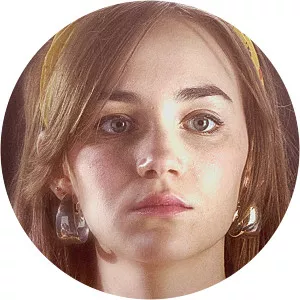 Ana Tomeno - Actress