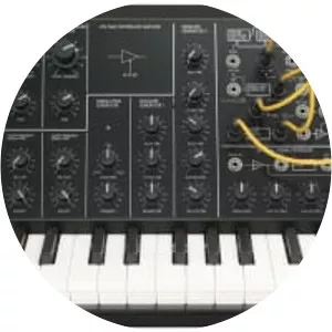 Analog synthesizer