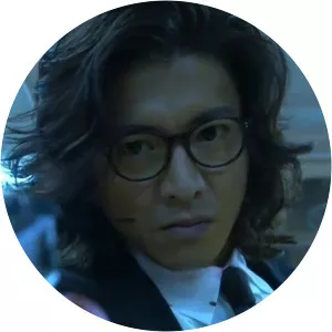 Andô Lloyd: A. I. Knows Love?