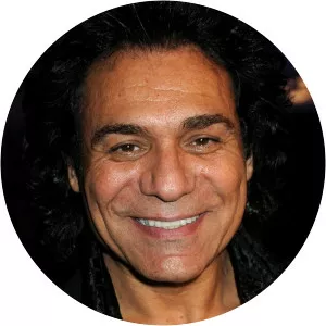 Andranik Madadian - Singer-songwriter