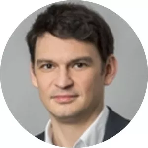 András Pintér photograph