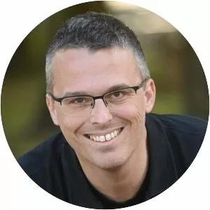 Andrea Frausin - Author