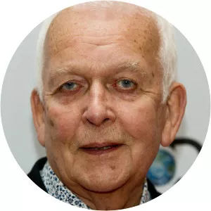 Andrew Davies - British football player