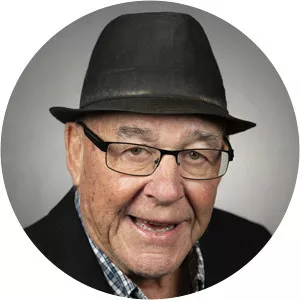 Andrew Schmitz - Economist