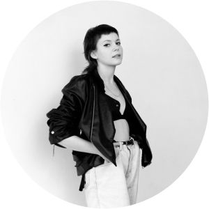 Andreya Casablanca photograph