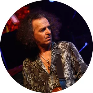 Andy Barnett - Musical artist