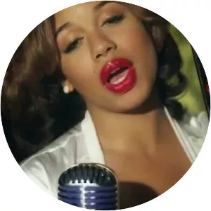 Aneesa Strings - Musical artist