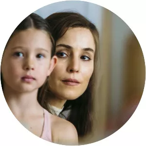 Angel of Mine - 2019 ‧ Drama/Thriller ‧ 1h 38m