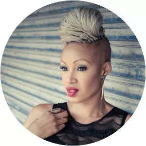 Angel Taylor - Singer-songwriter