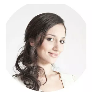 Angela Nisi - Musical artist