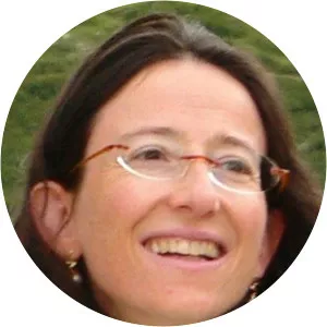 Angelica Moè - Author