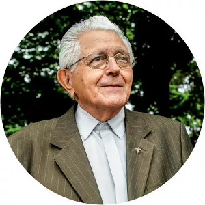 Angélico Sândalo Bernardino