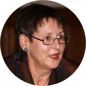 Angelika Dörfler-Dierken - Theologian