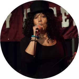 Anita Mahadervan - Musical artist