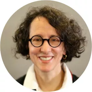 Ann Farnsworth-Alvear