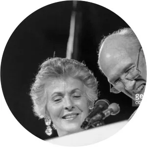 Ann Schroll photograph