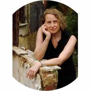 Anna Bella Geiger - Brazilian artist