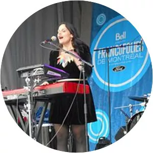 Anna Chedid - Singer-songwriter