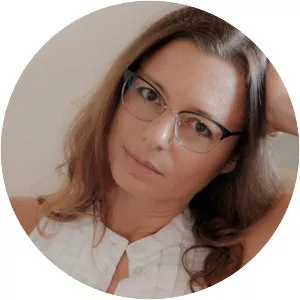 Anna Chillon - Author