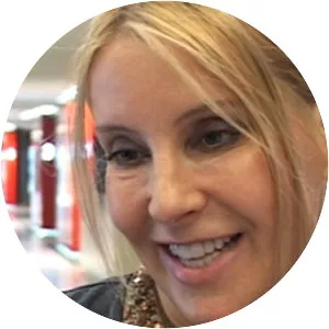 Anna Divac - Actress