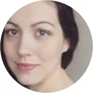 Anna Erelle - Author