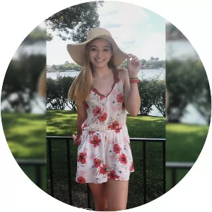 Anna Harr - American actress