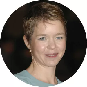 Anna Maxwell Martin