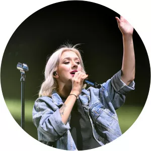 Anna Sailors - Singer