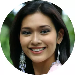 Anna Theresa Licaros