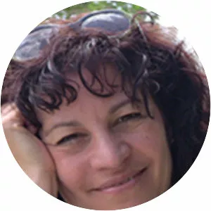 Annabelle Lever - Author