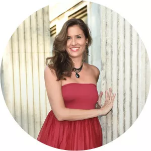 Anne Bredow - Musical artist