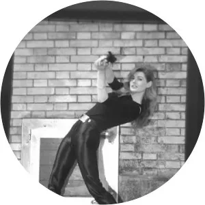 Anne-Carole Beuret - Actress