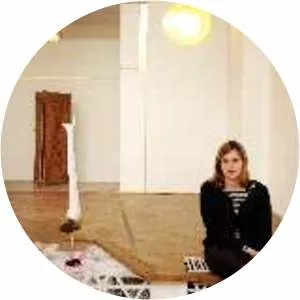 Anne Claire Schmitz - Author