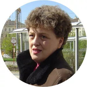 Anne-Marie Cadot-Colin