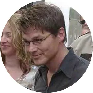 Anne Mette Undlien - Henny Harket's mother