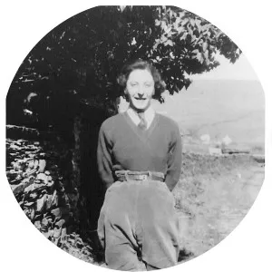 Annie Hartley - Actor