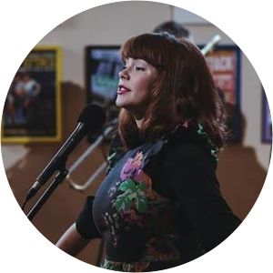 Annie Jantzer - Musical artist