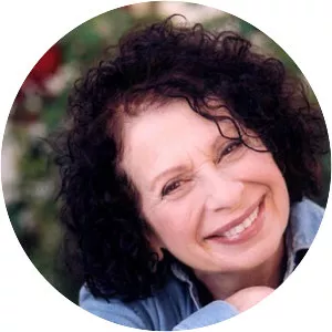 Annie Korzen - American actress