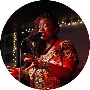 Annika Chambers - Singer