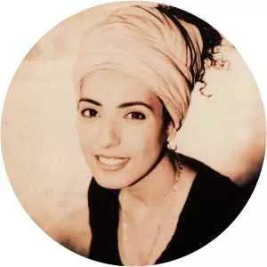 Anouk Khelifa-Pascal Musician