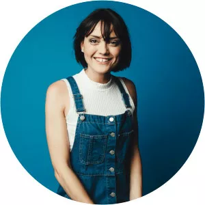 Ansu Visser - Actress