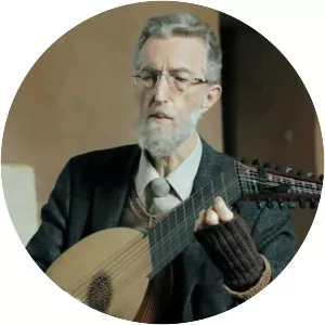 Anthony Bailes - British soloist