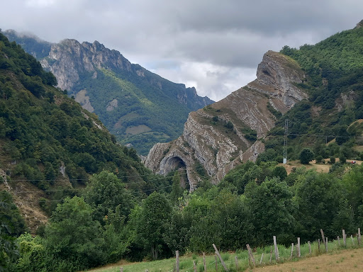 Anticlinal de Arbellales