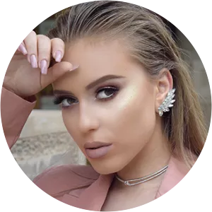 Antonia Gigovska - Singer