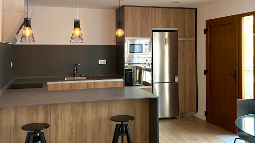 Apartamentos el Oligo - Holiday apartment rental in Cadaveu, Spain